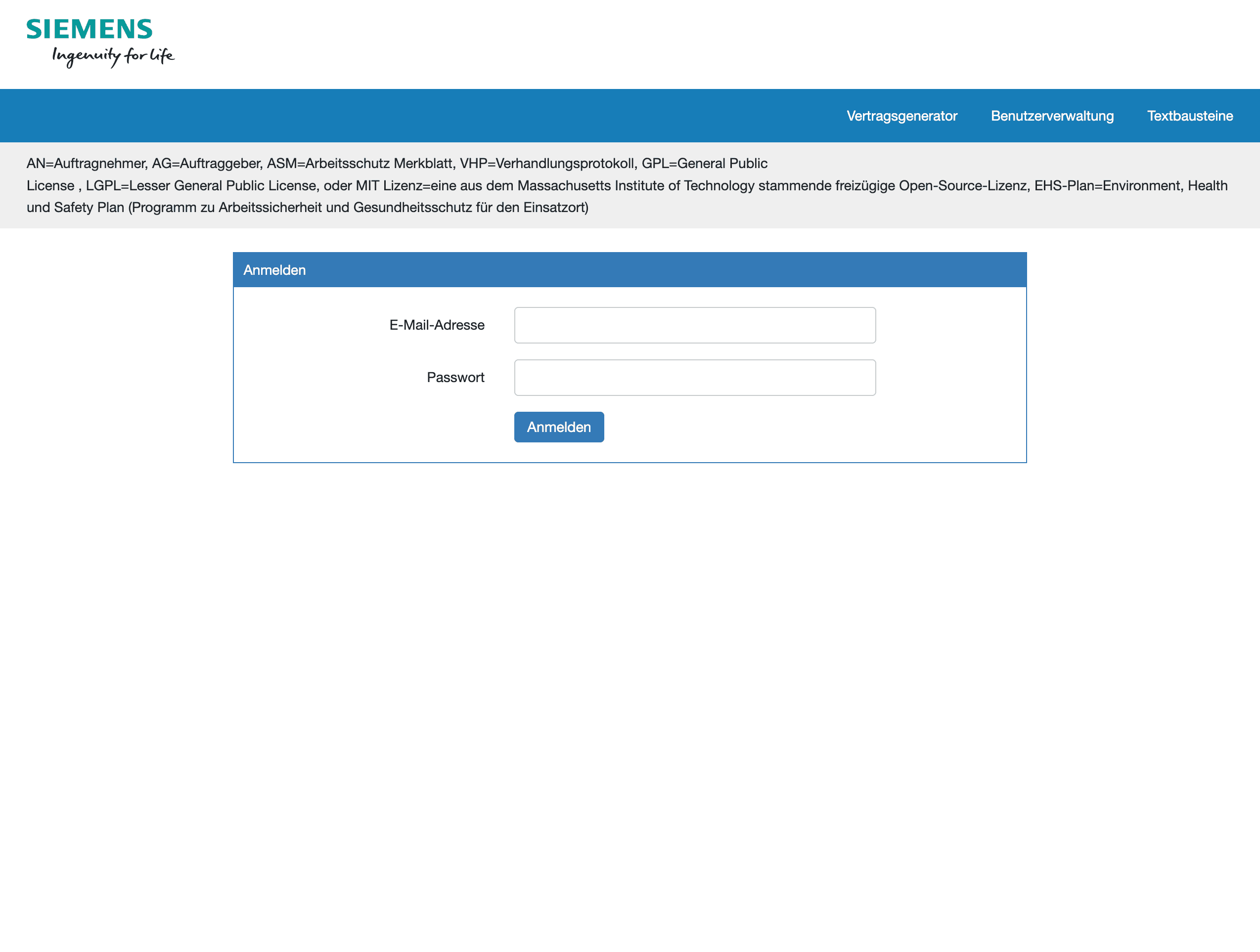 Login-Bereich mit rollenbasierter Authentifizierung — Zugang zu Vertragsgenerator, Benutzerverwaltung und Textbausteinen.